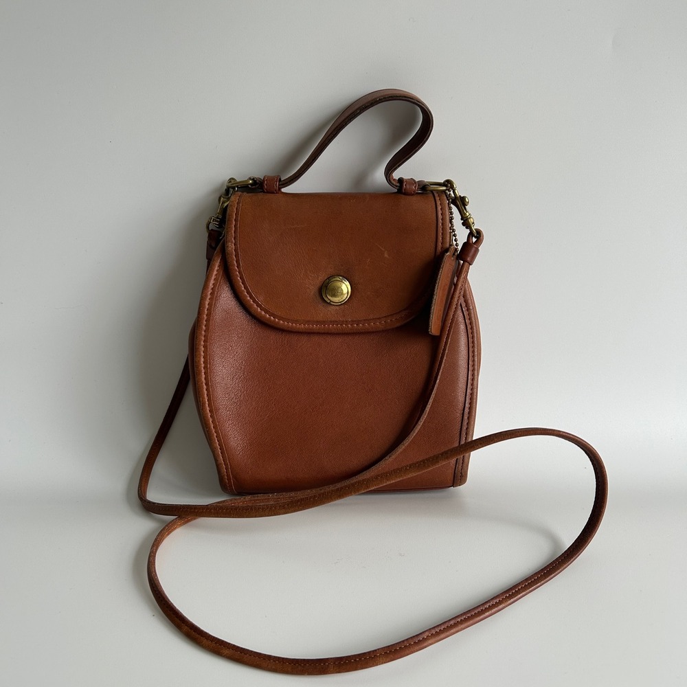 Coach Derby 9904 British Tan Glovetanned Leather Crossbody Bag Good - Picture 3 of 15